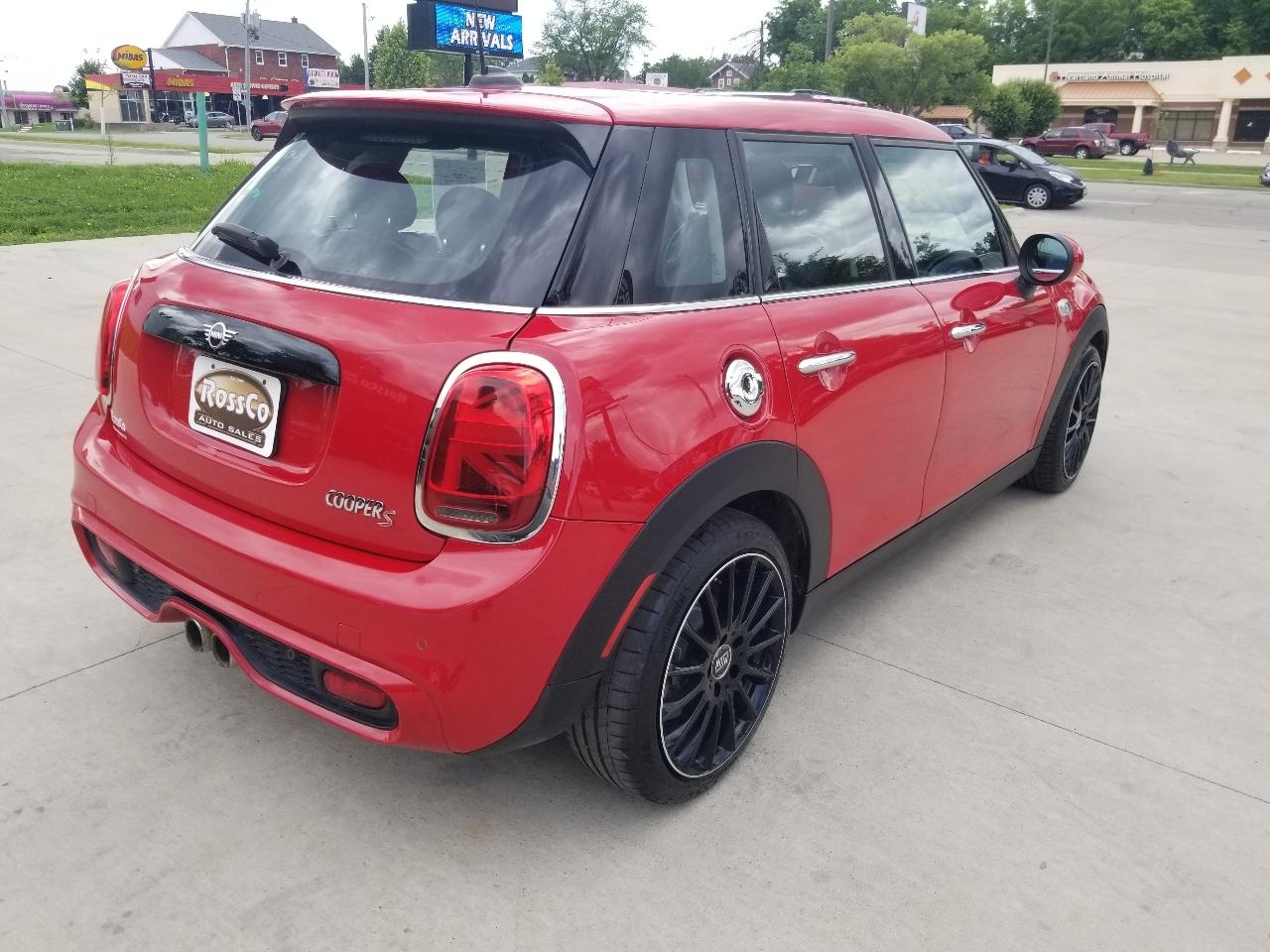 MINI Hardtop 4 Door Cooper S FWD 2019