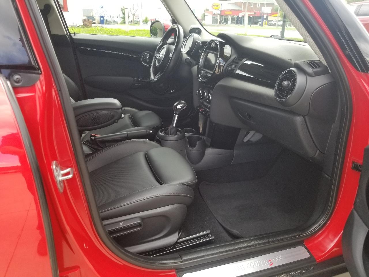 MINI Hardtop 4 Door Cooper S FWD 2019