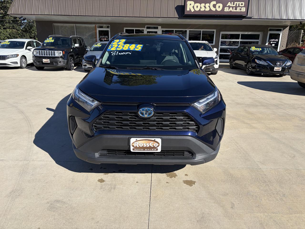 Toyota RAV4 Hybrid XLE AWD (Natl) 2022