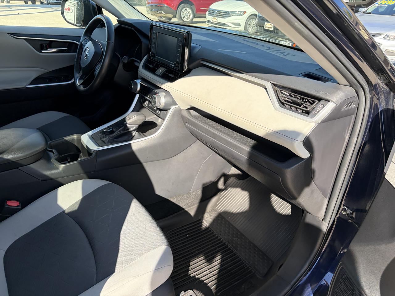 Toyota RAV4 Hybrid XLE AWD (Natl) 2022
