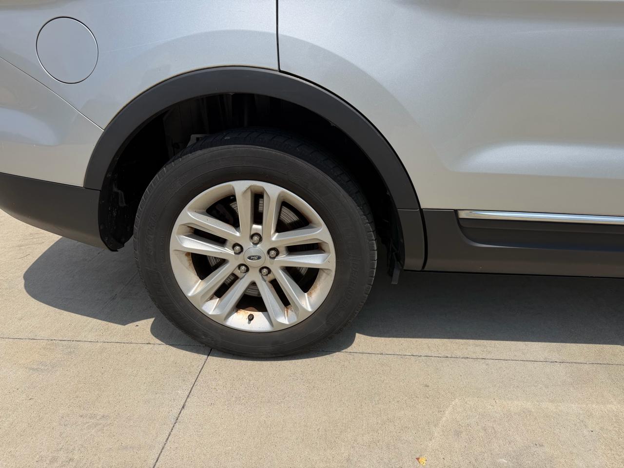 Ford Explorer FWD 4dr XLT 2014