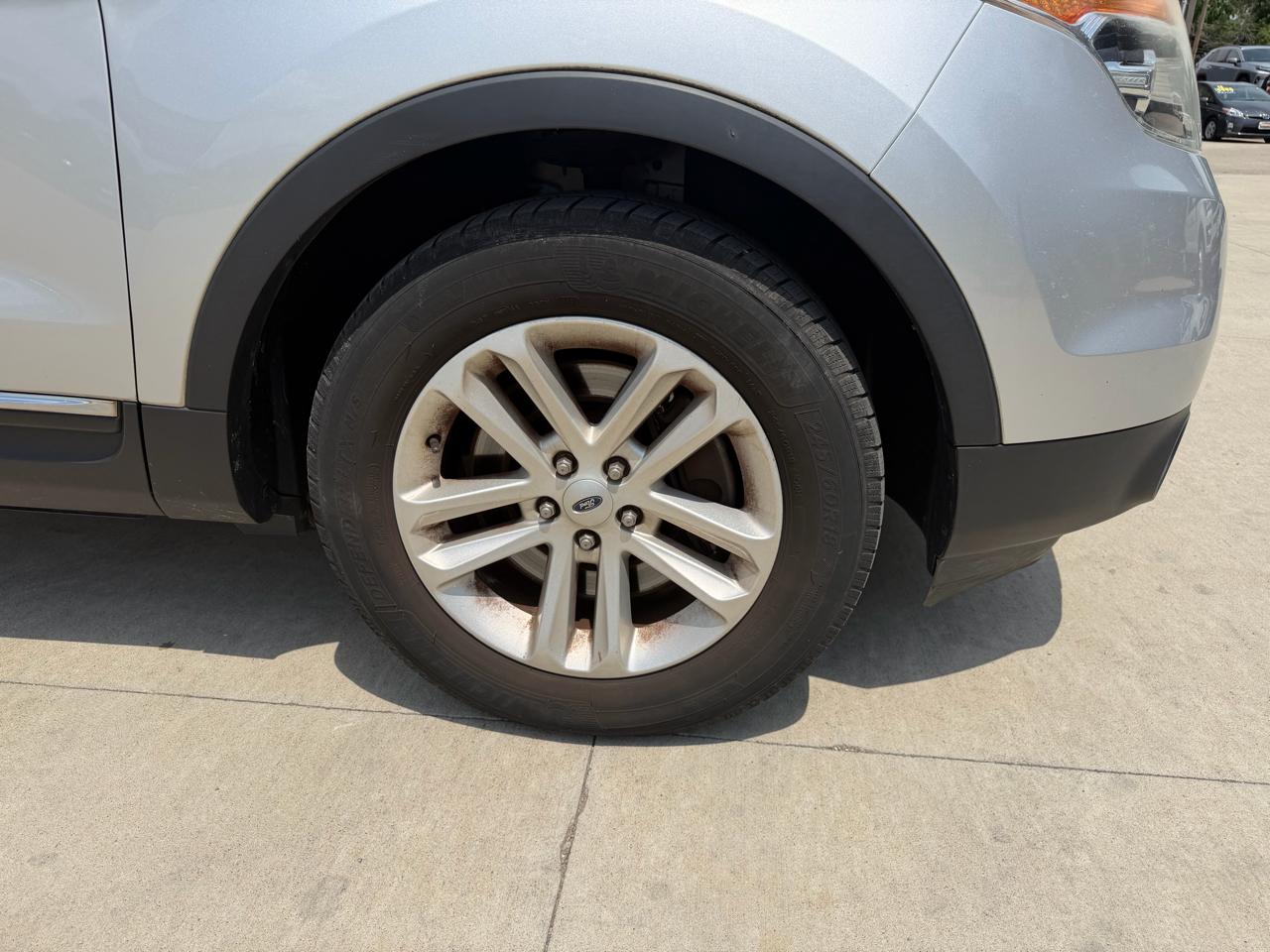 Ford Explorer FWD 4dr XLT 2014