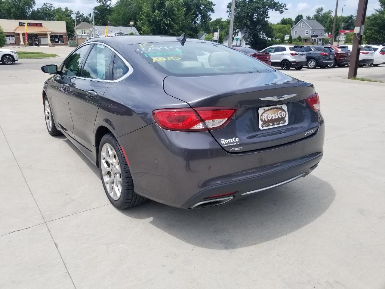 Chrysler 200 4dr Sdn C AWD 2015