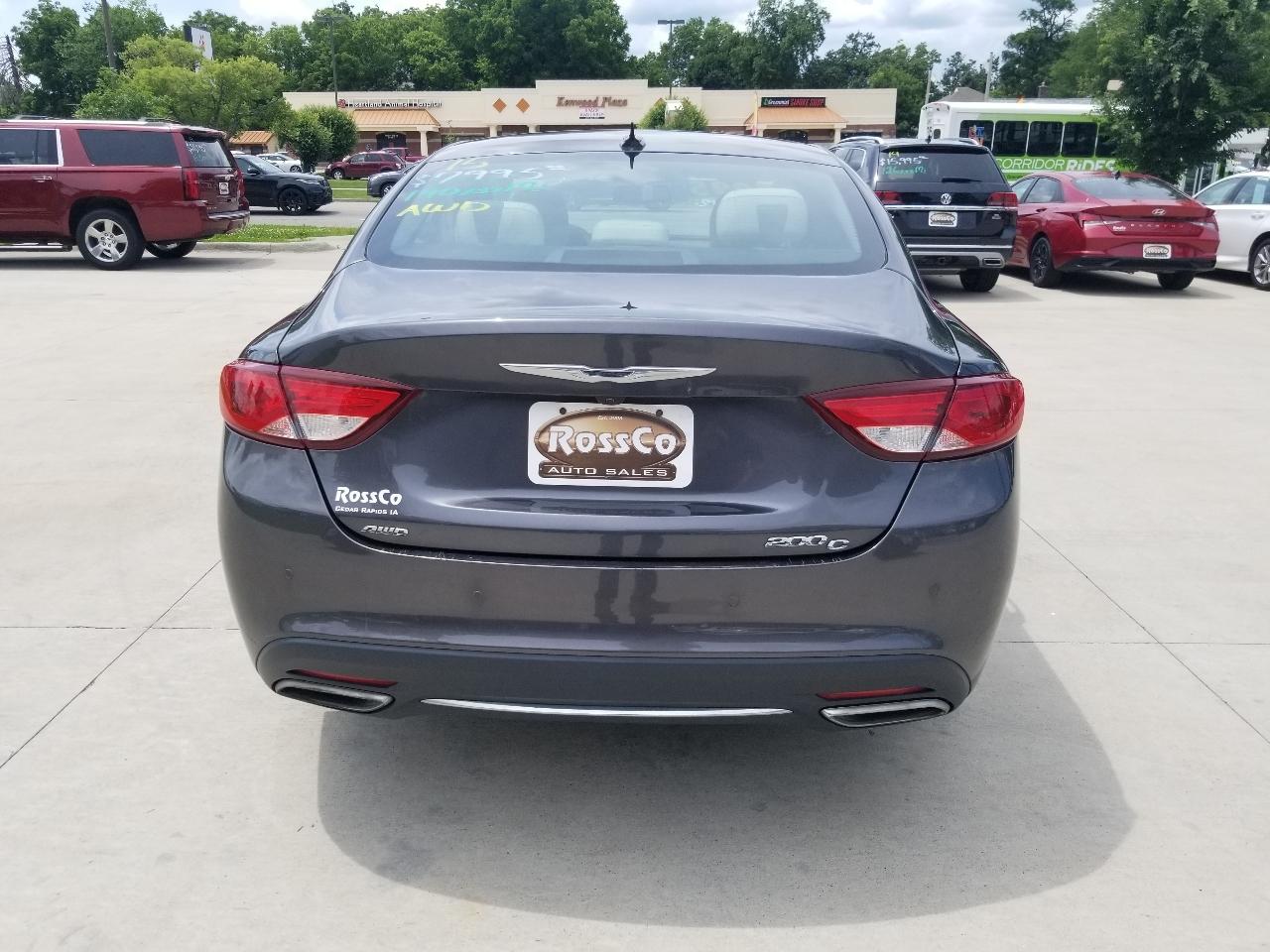 Chrysler 200 4dr Sdn C AWD 2015