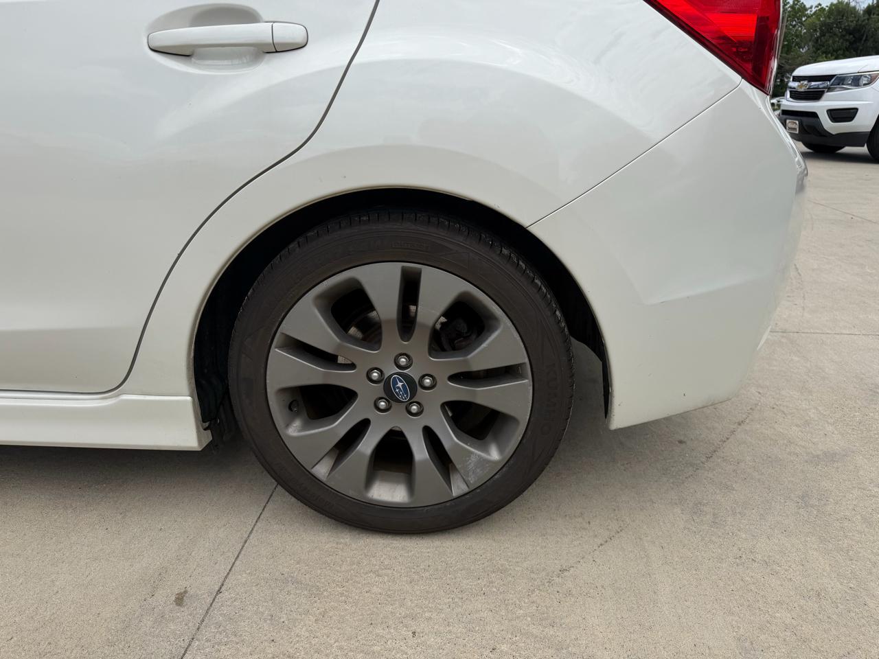 Subaru Impreza Wagon 5dr CVT 2.0i Sport Limited 2015