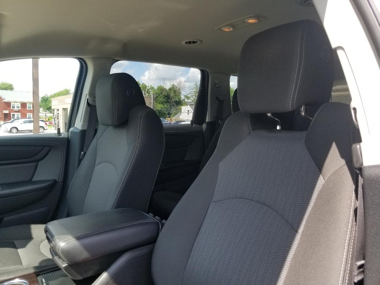 Chevrolet Traverse AWD 4dr LT w/1LT 2017