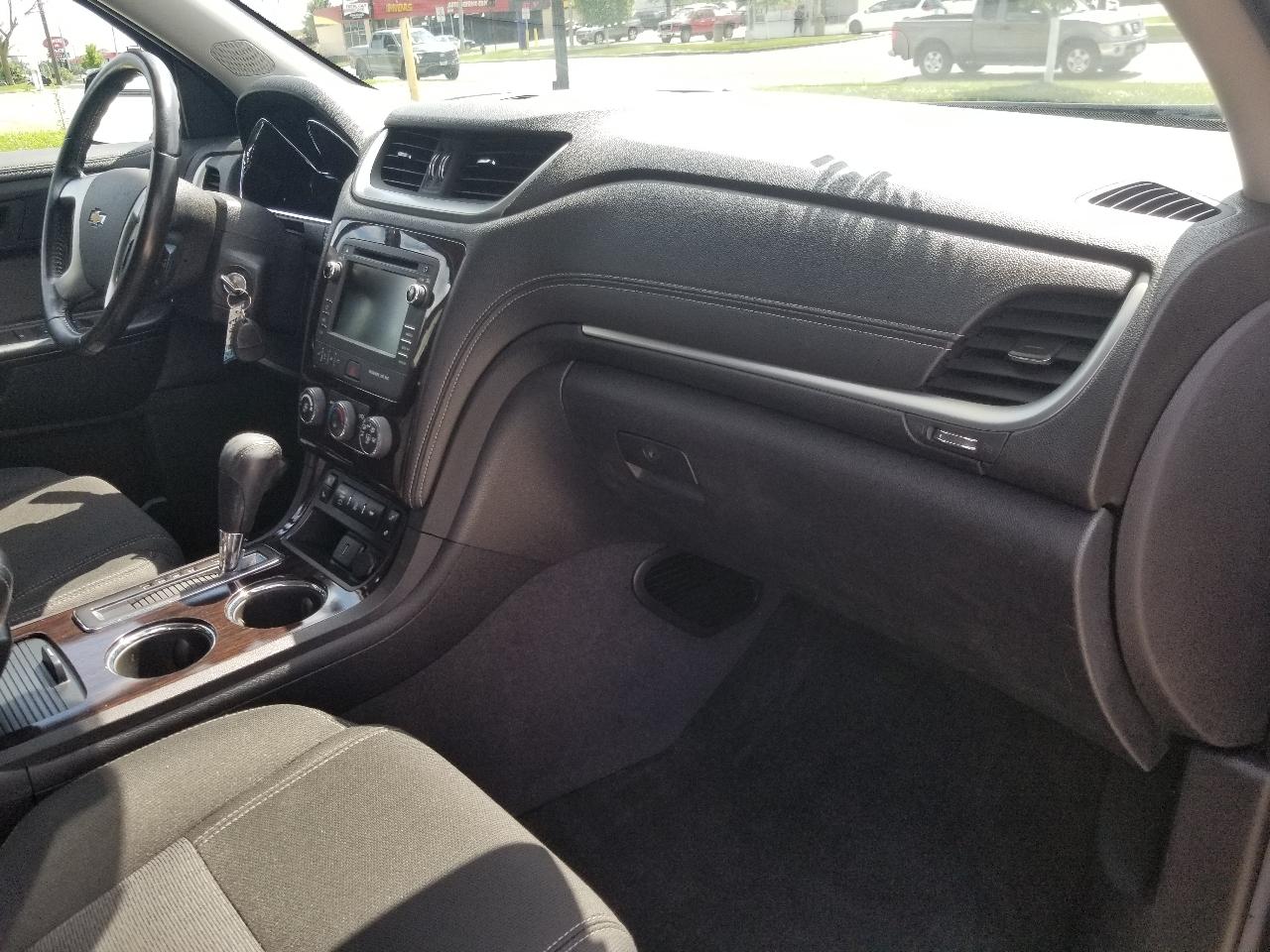 Chevrolet Traverse AWD 4dr LT w/1LT 2017