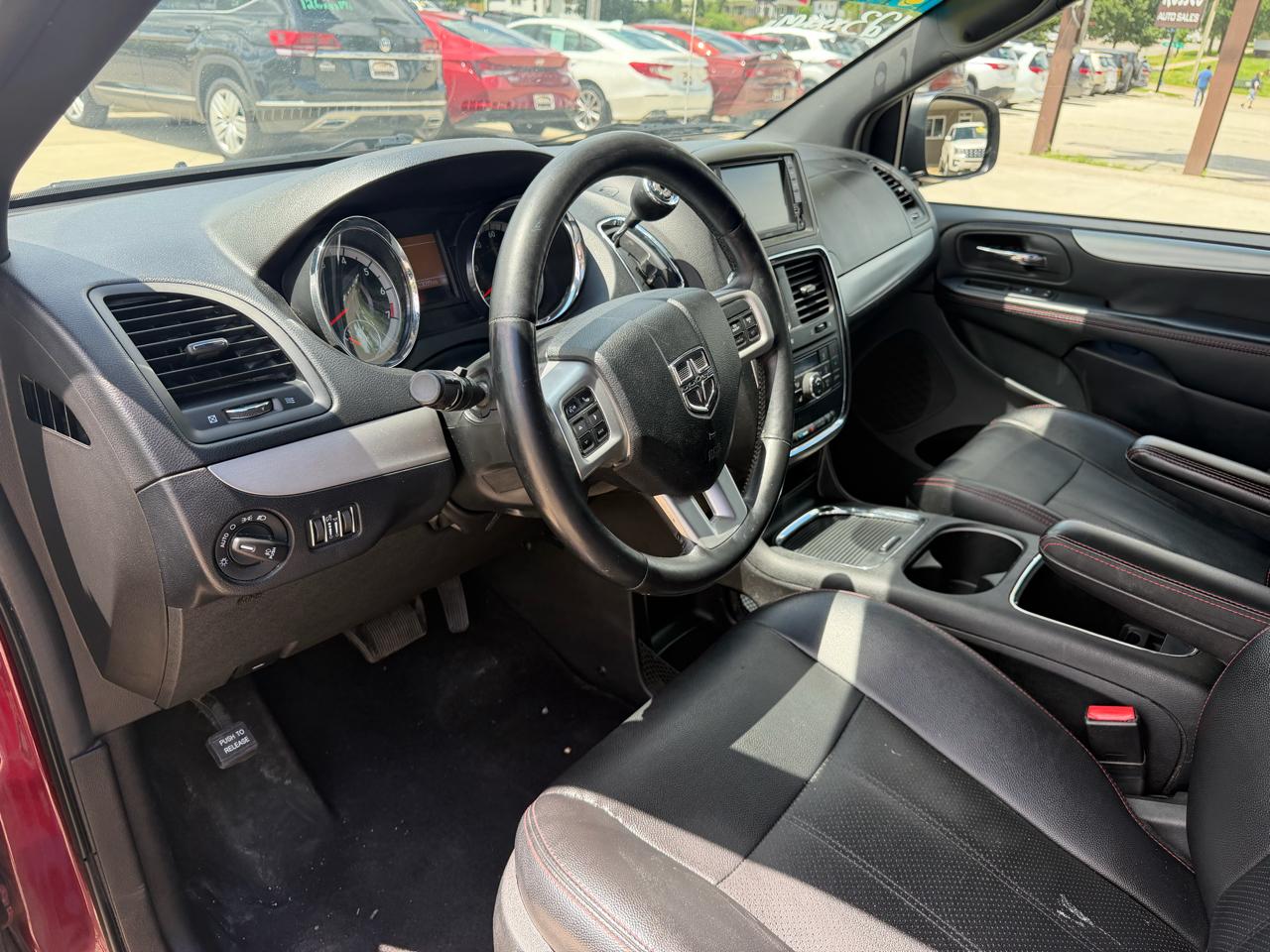 Dodge Grand Caravan GT Wagon Fleet 2017