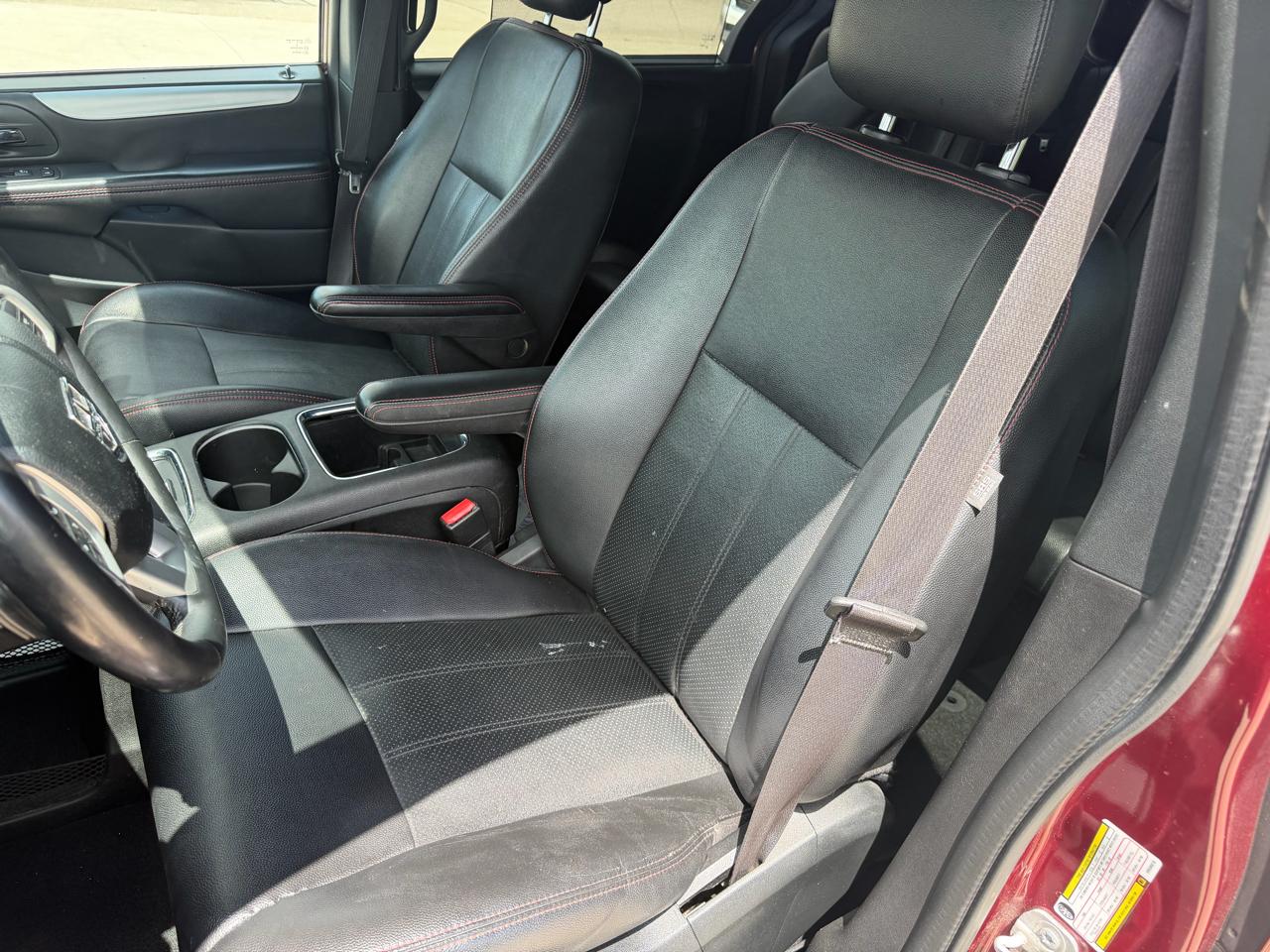 Dodge Grand Caravan GT Wagon Fleet 2017