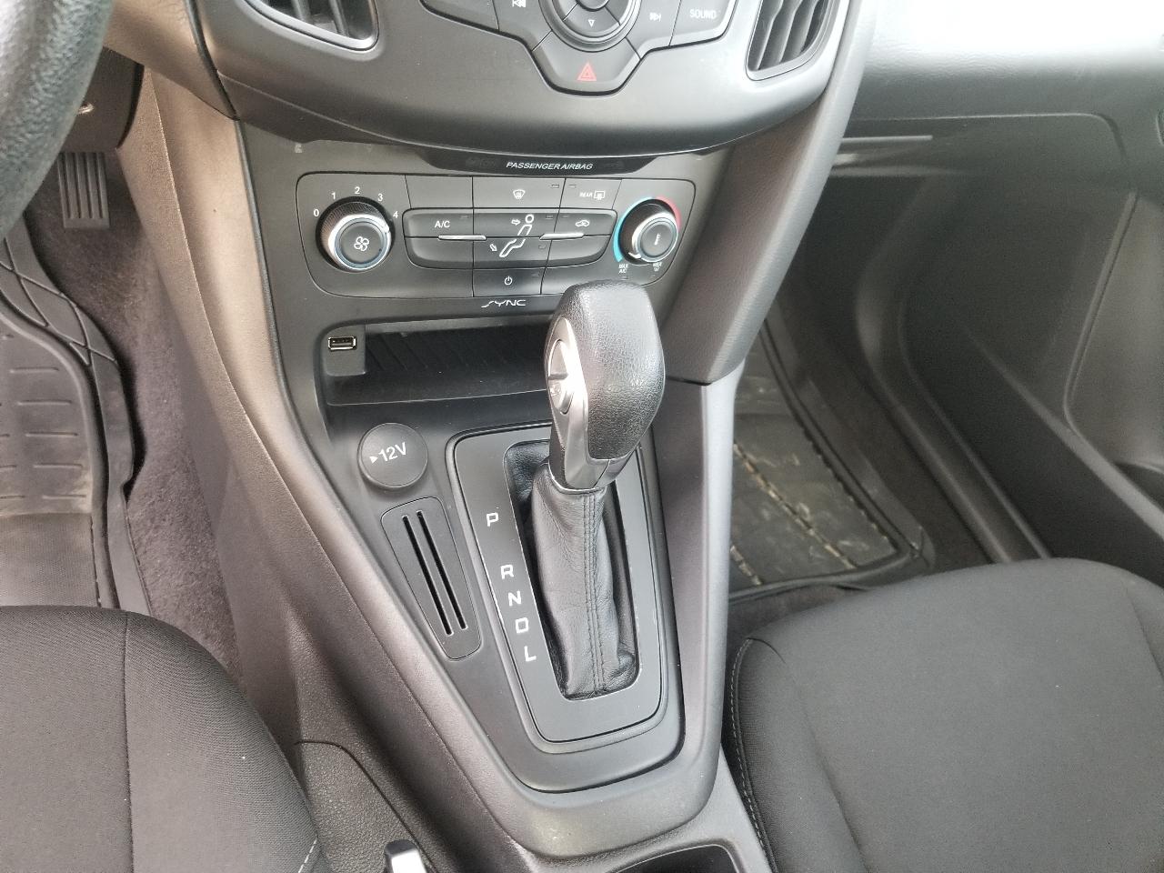 Ford Focus SE Sedan 2018