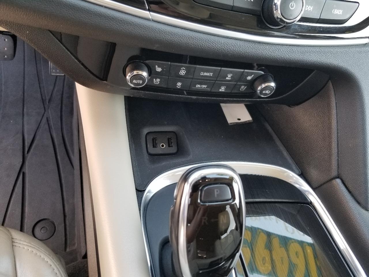 Buick Enclave AWD 4dr Premium 2019