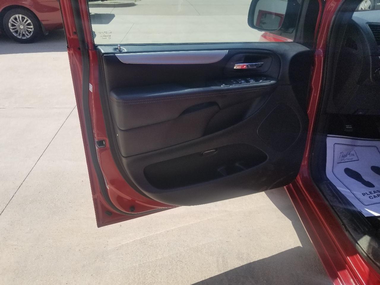 Dodge Grand Caravan 4dr Wgn R/T 2016