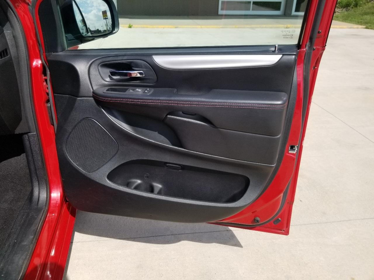 Dodge Grand Caravan 4dr Wgn R/T 2016