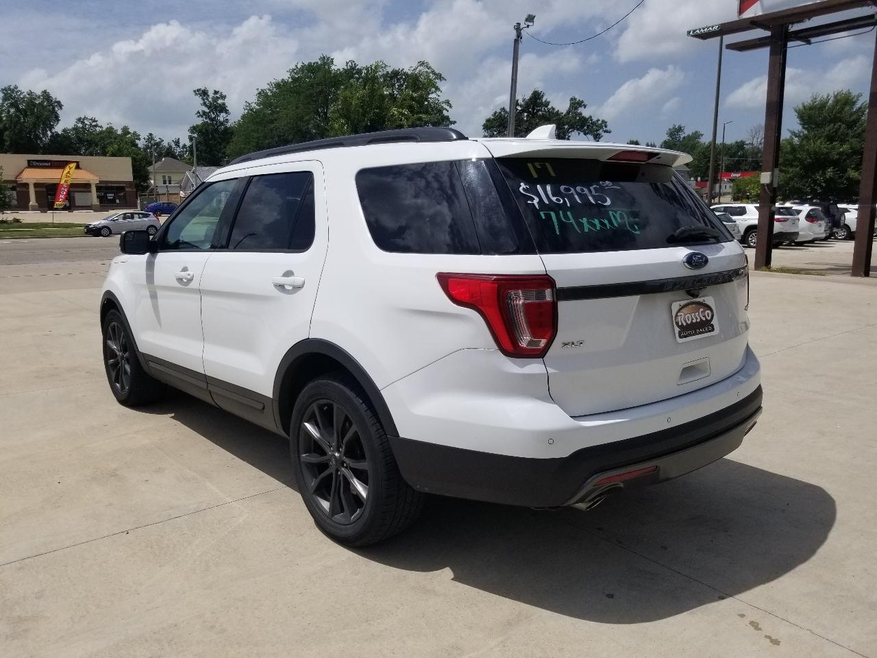 Ford Explorer XLT 4WD 2017