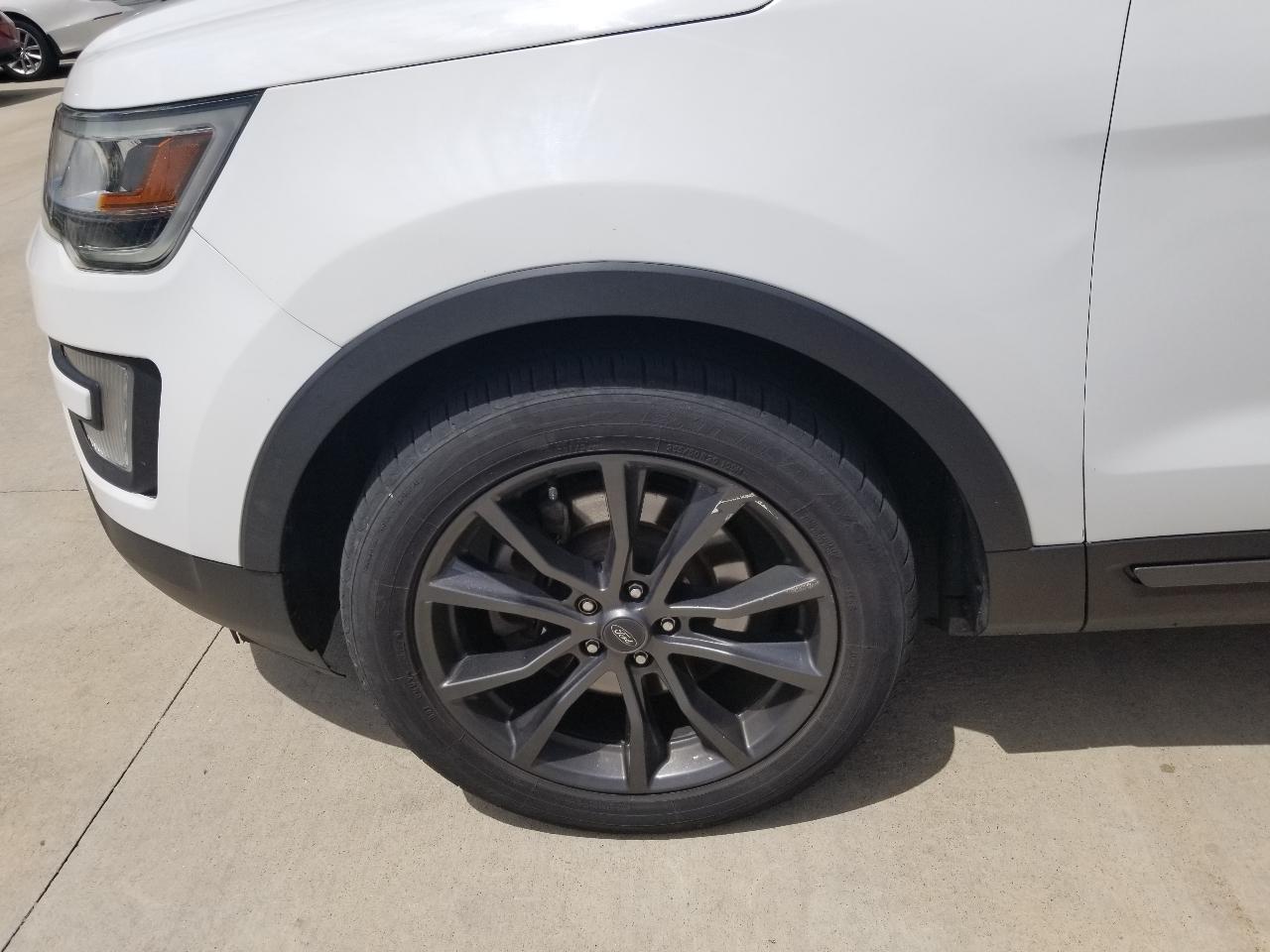 Ford Explorer XLT 4WD 2017