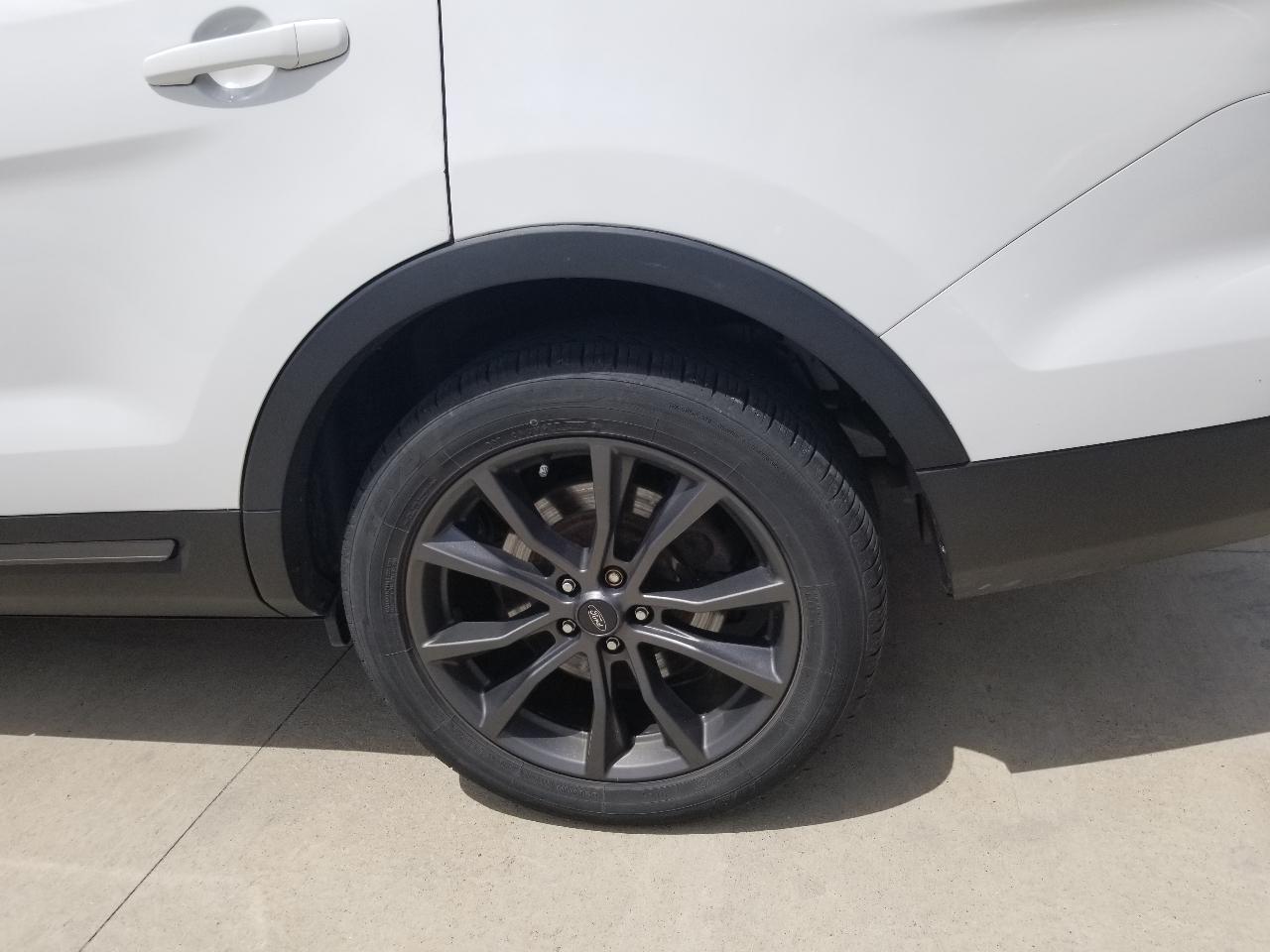 Ford Explorer XLT 4WD 2017