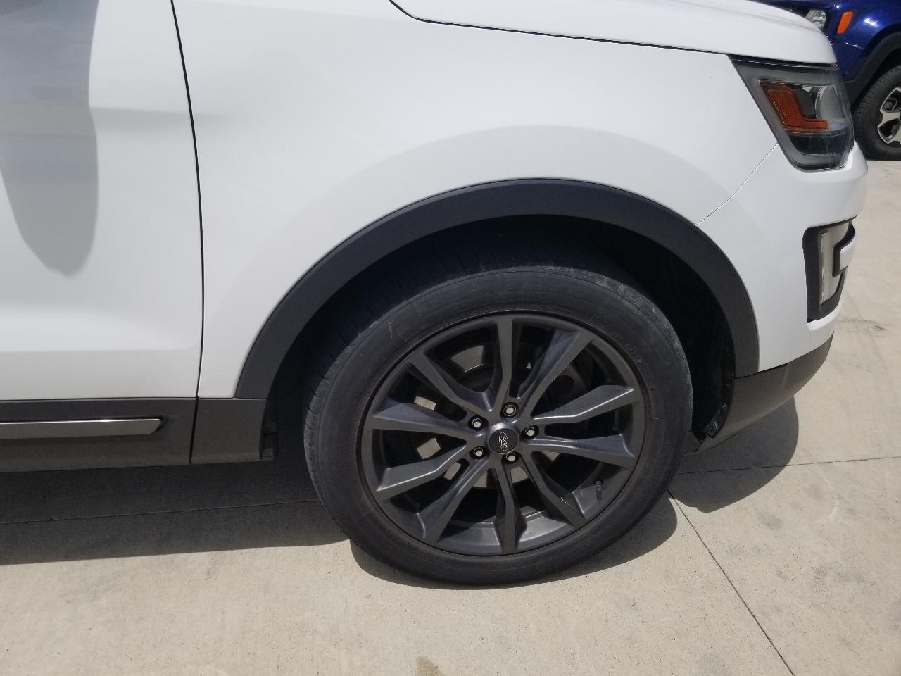 Ford Explorer XLT 4WD 2017