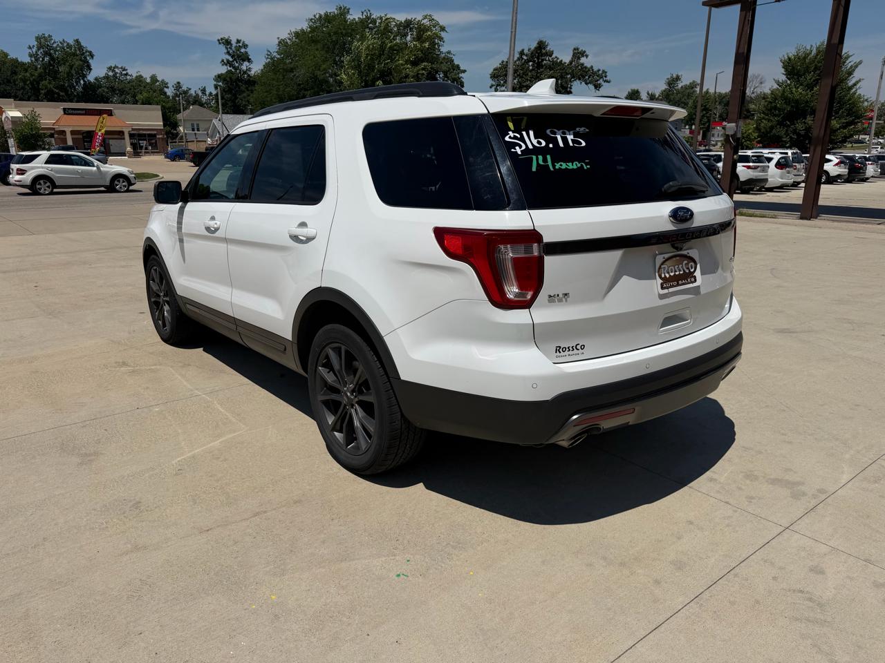 Ford Explorer XLT 4WD 2017