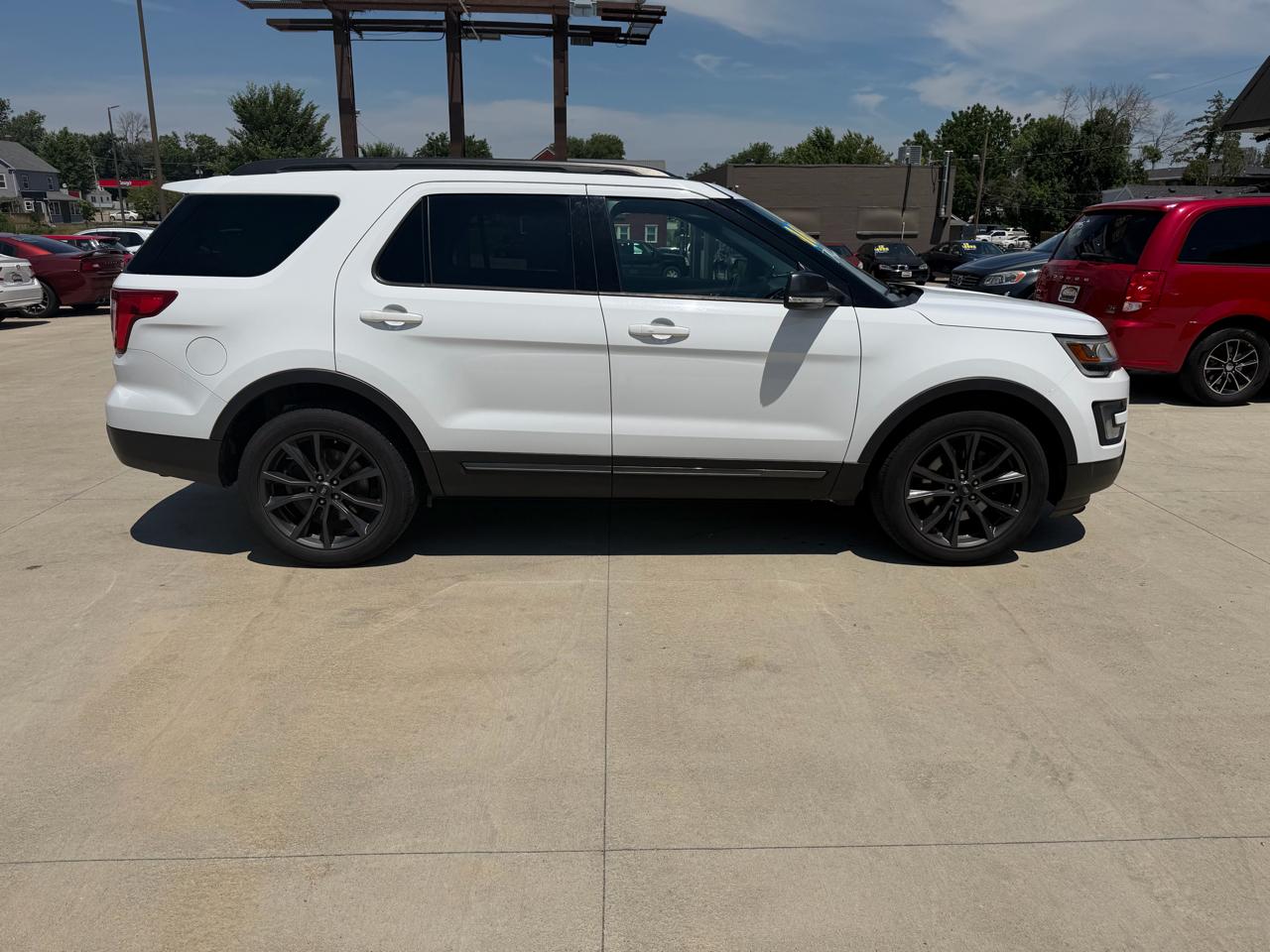 Ford Explorer XLT 4WD 2017