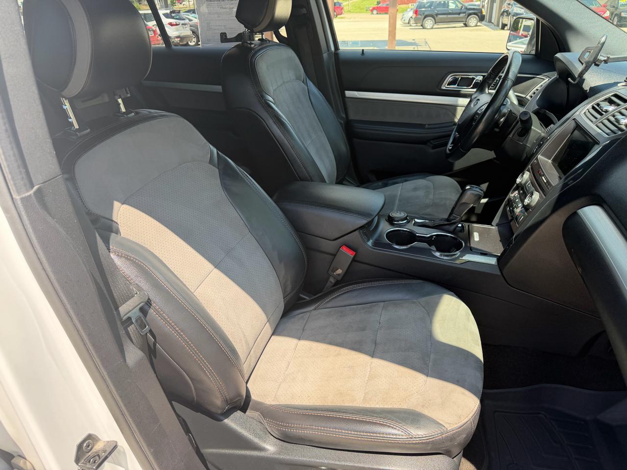 Ford Explorer XLT 4WD 2017