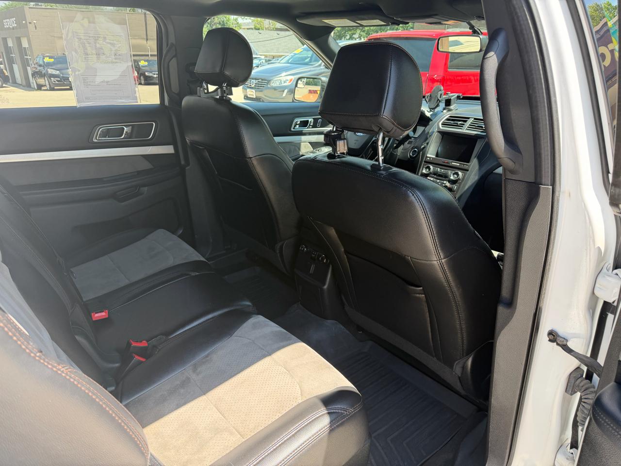 Ford Explorer XLT 4WD 2017