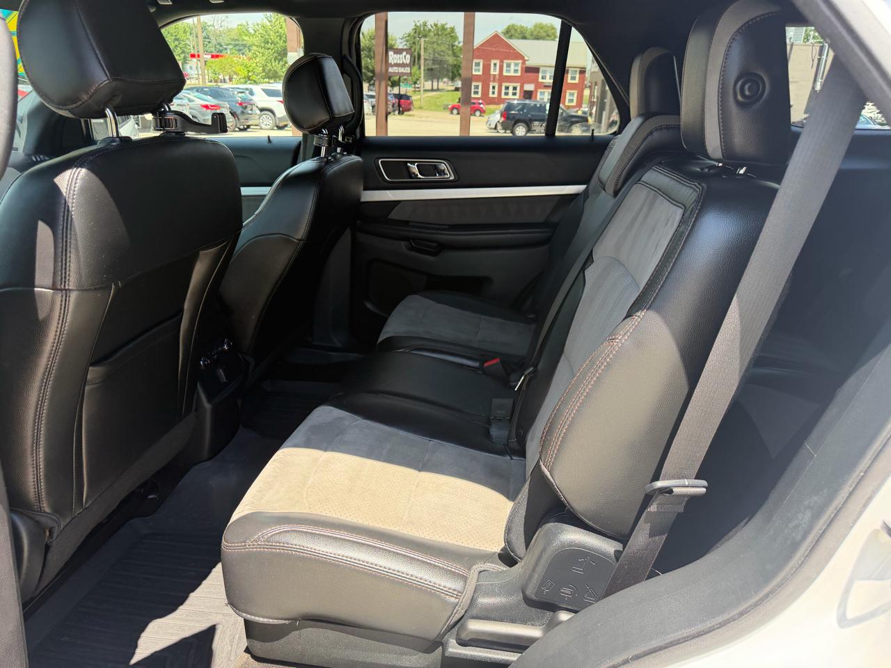 Ford Explorer XLT 4WD 2017