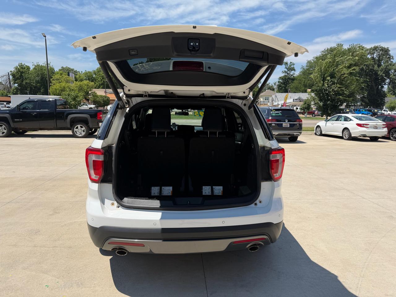 Ford Explorer XLT 4WD 2017