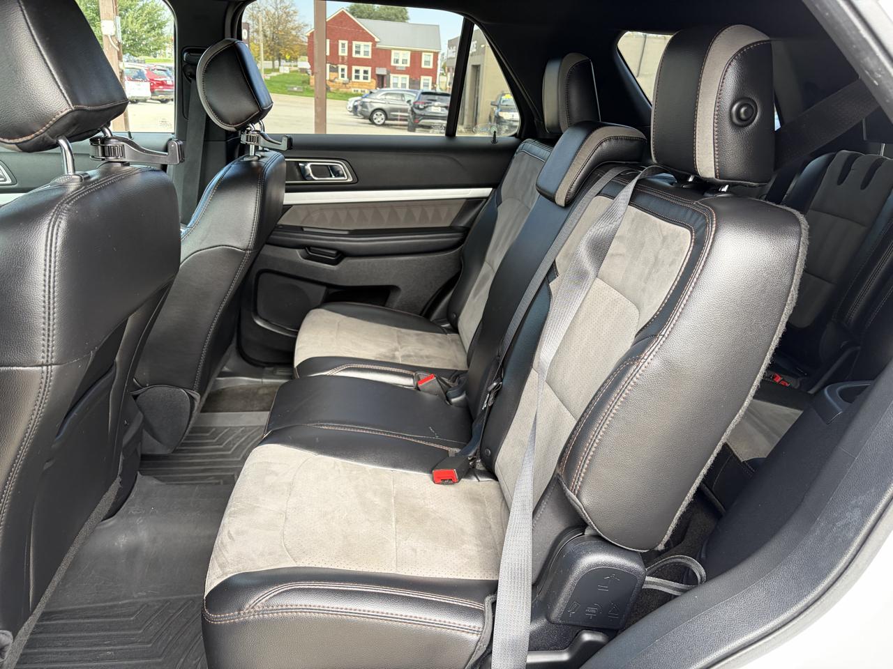 Ford Explorer XLT 4WD 2017