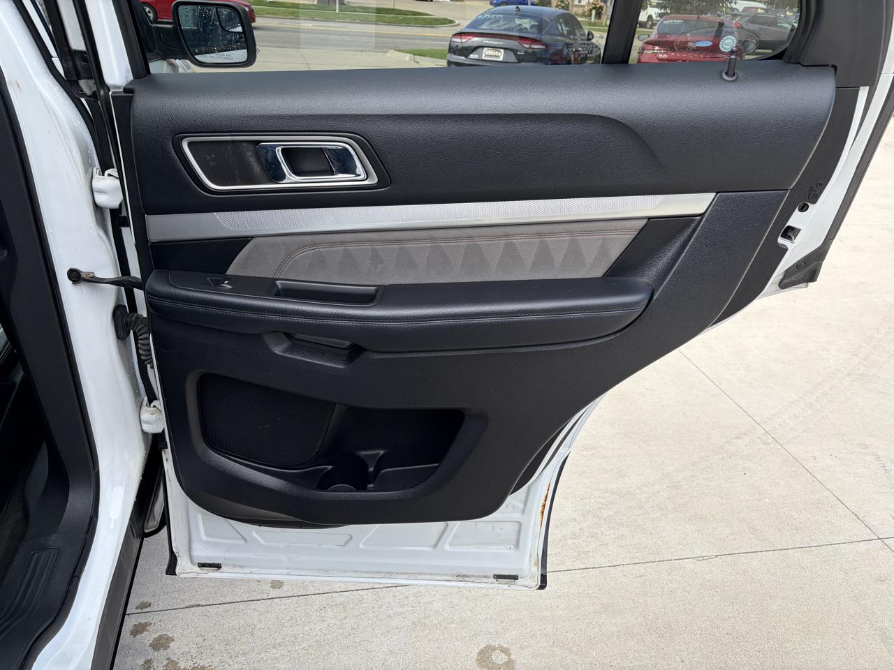 Ford Explorer XLT 4WD 2017
