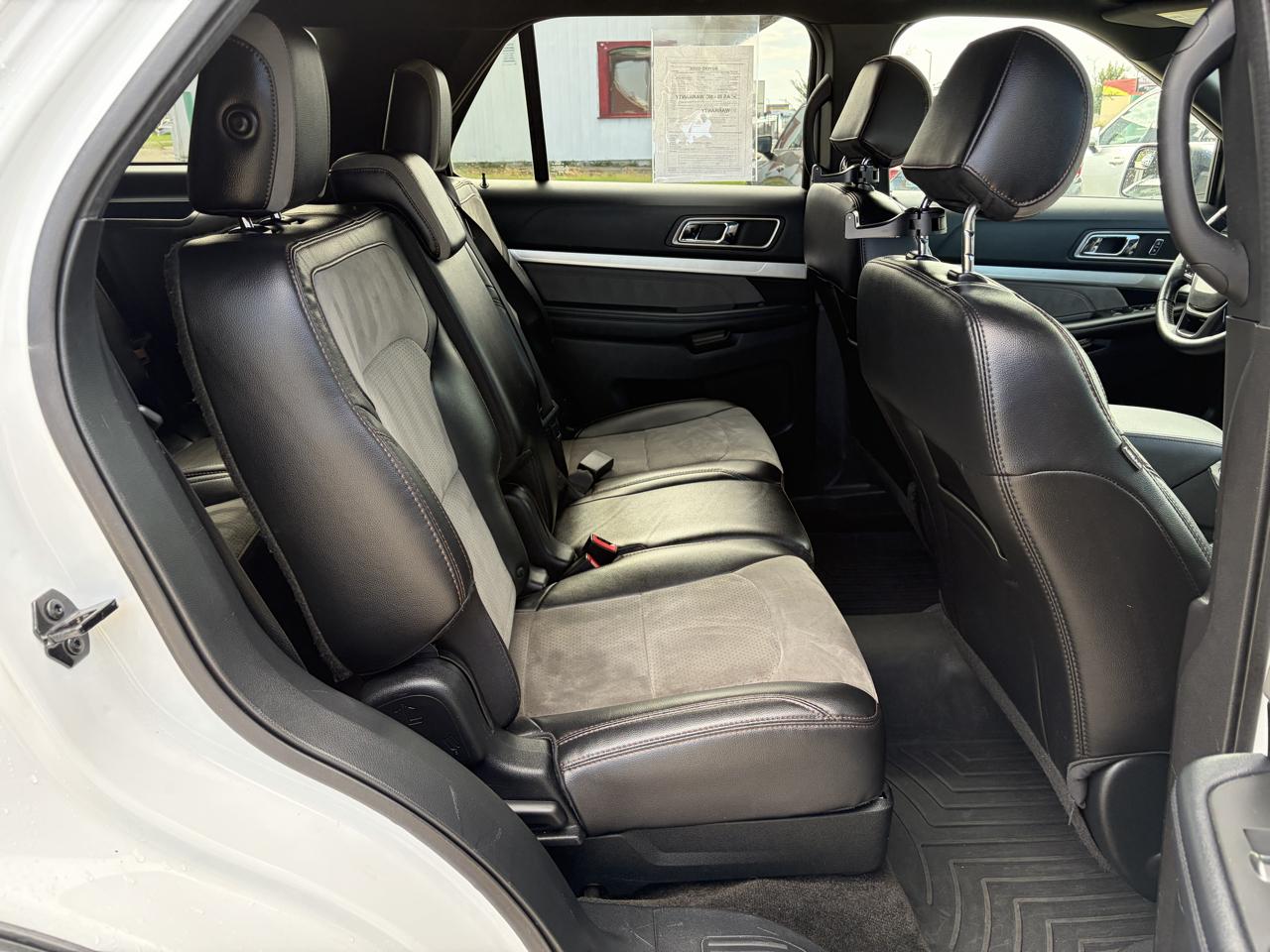 Ford Explorer XLT 4WD 2017