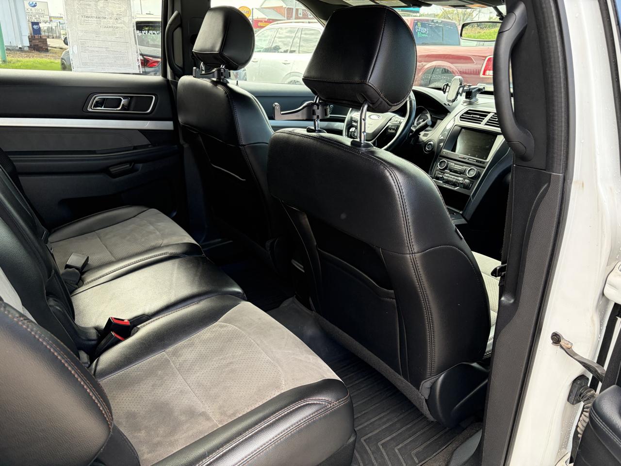 Ford Explorer XLT 4WD 2017