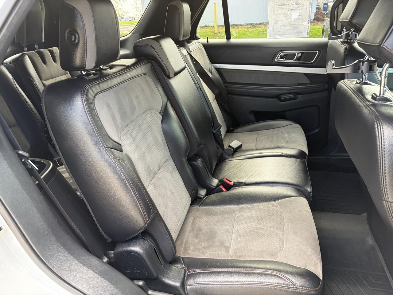 Ford Explorer XLT 4WD 2017