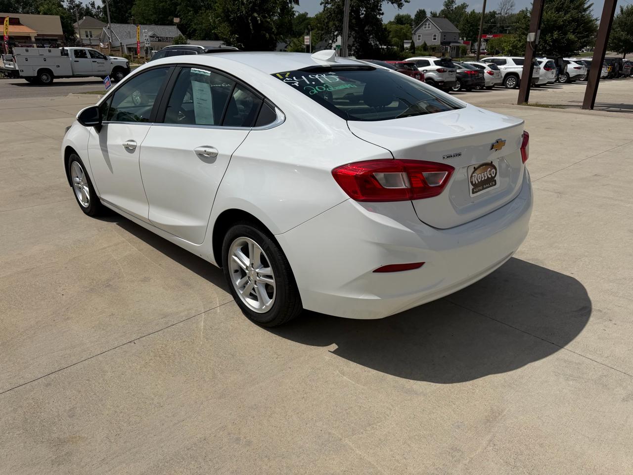 Chevrolet Cruze 4dr Sdn 1.4L LT w/1SD 2017