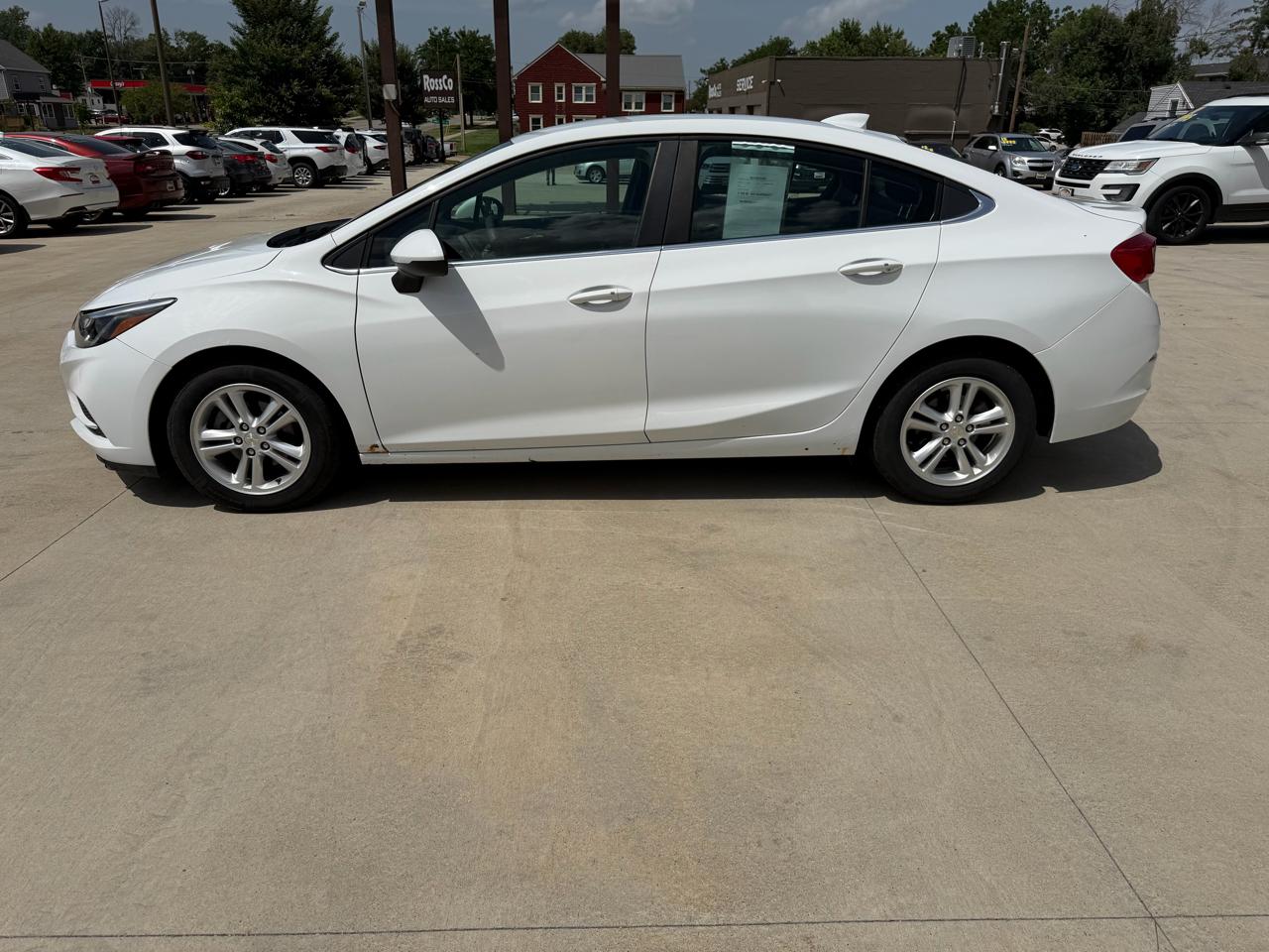 Chevrolet Cruze 4dr Sdn 1.4L LT w/1SD 2017