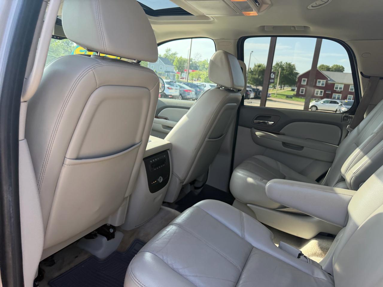 Chevrolet Tahoe 4WD 4dr 1500 LT 2007