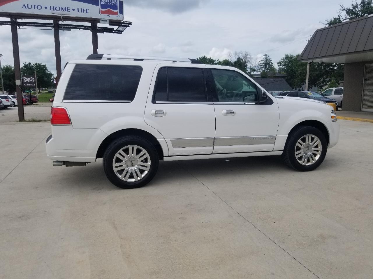 Lincoln Navigator 4WD 4dr 2013