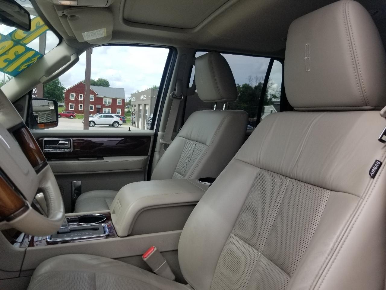 Lincoln Navigator 4WD 4dr 2013