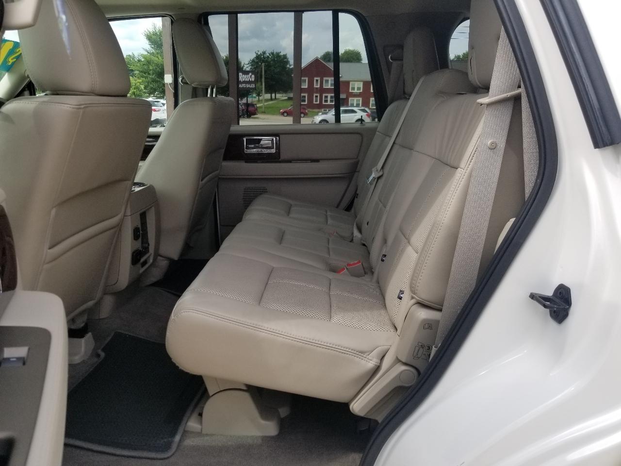 Lincoln Navigator 4WD 4dr 2013