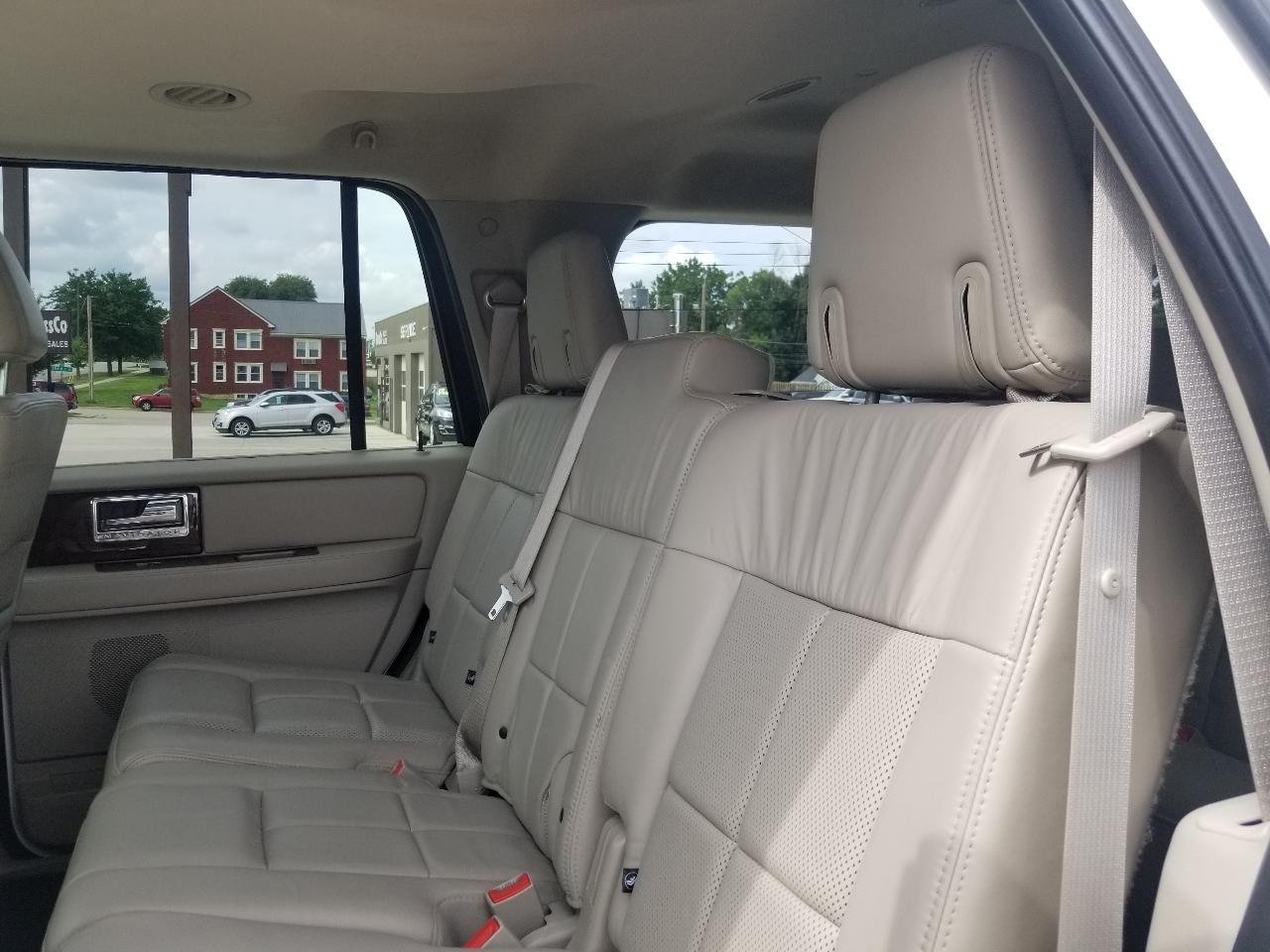 Lincoln Navigator 4WD 4dr 2013