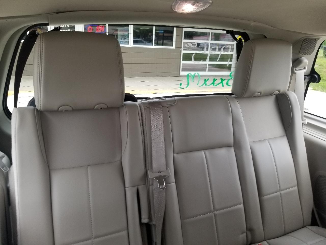 Lincoln Navigator 4WD 4dr 2013