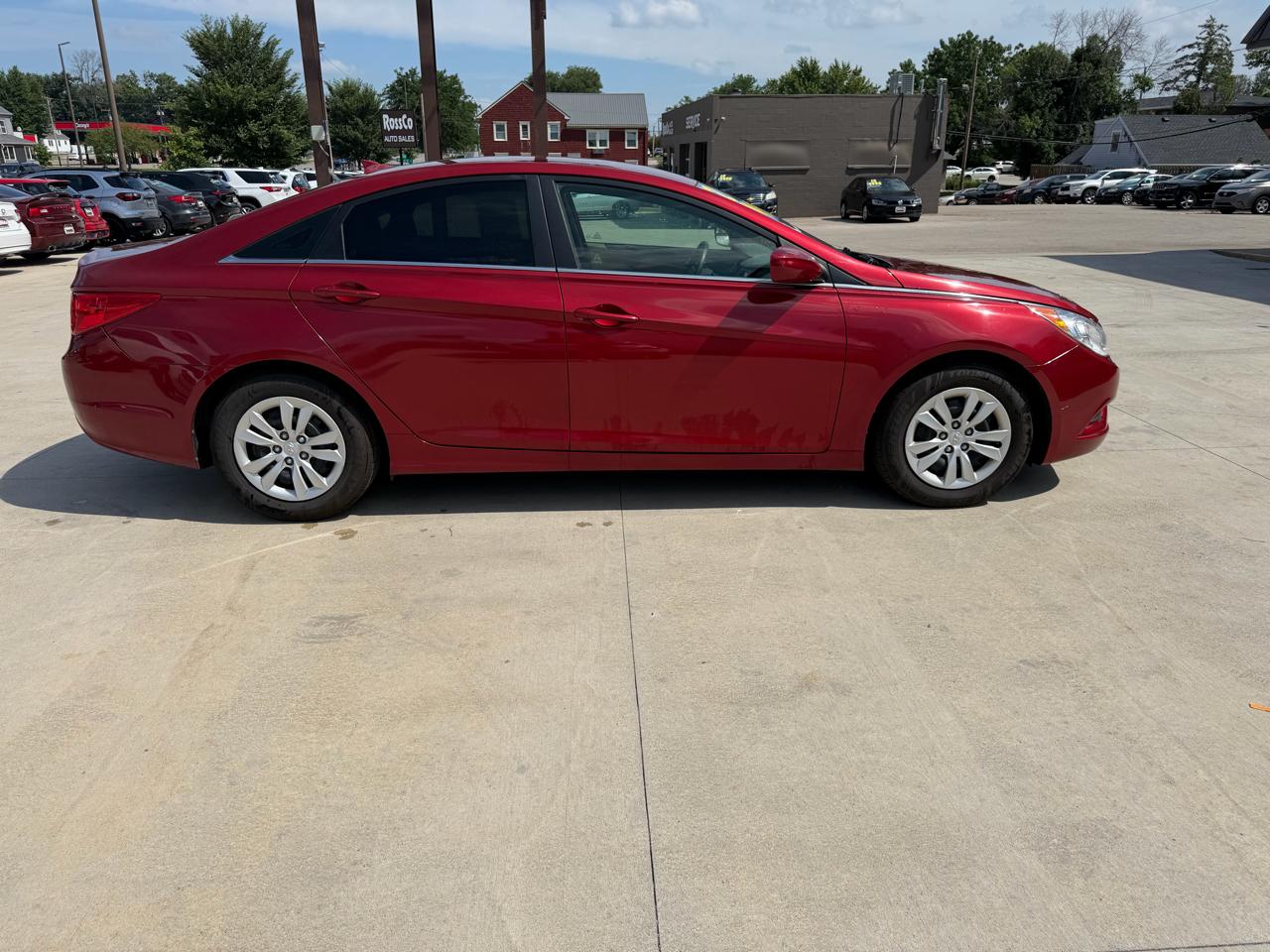 Hyundai Sonata 4dr Sdn 2.4L Auto GLS 2012