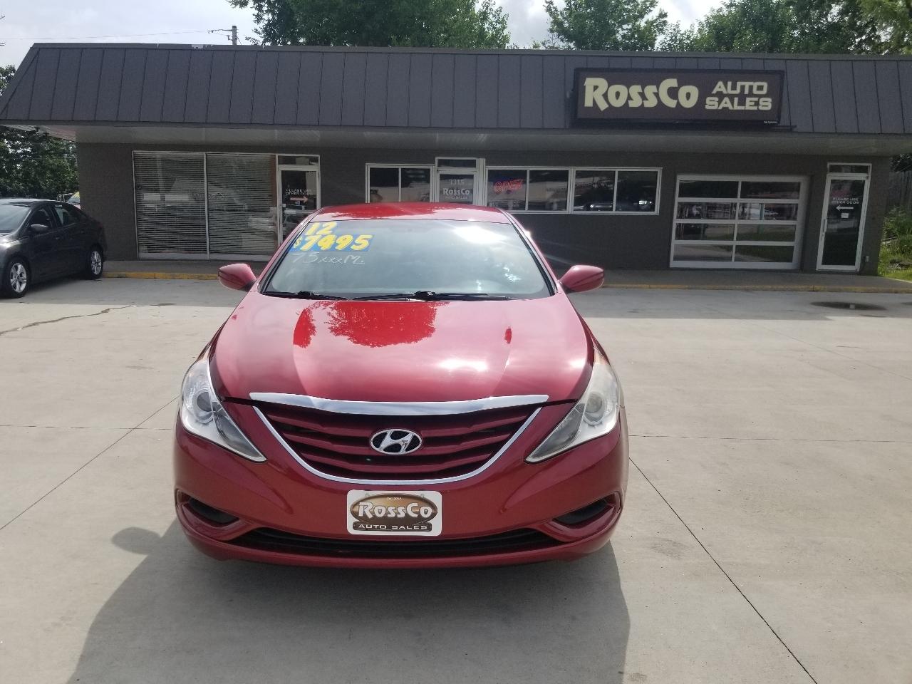Hyundai Sonata 4dr Sdn 2.4L Auto GLS 2012