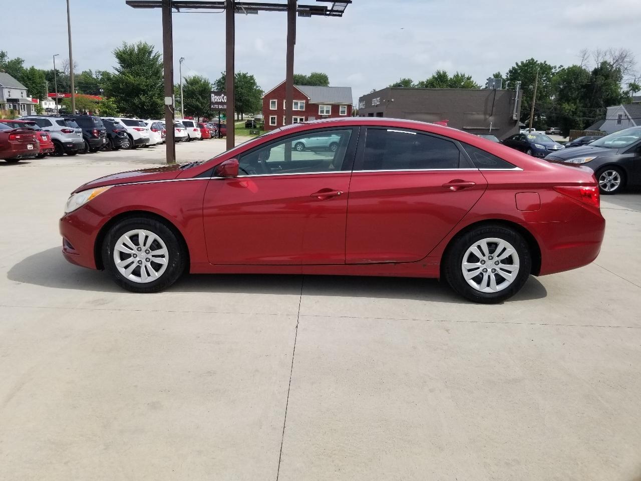 Hyundai Sonata 4dr Sdn 2.4L Auto GLS 2012