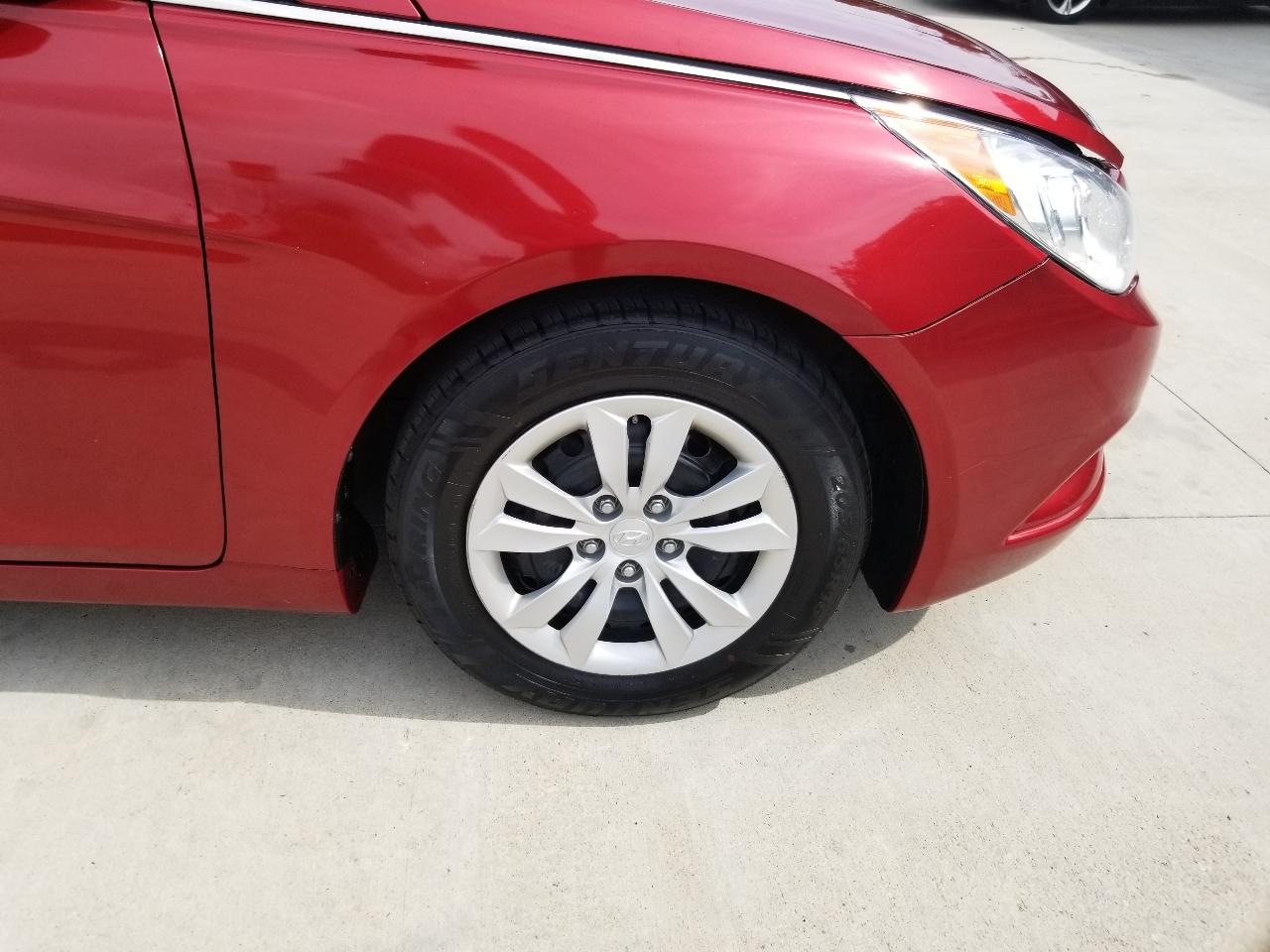 Hyundai Sonata 4dr Sdn 2.4L Auto GLS 2012