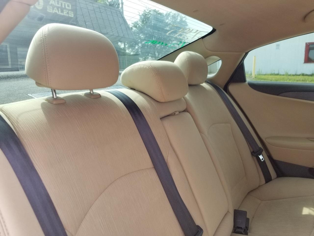 Hyundai Sonata 4dr Sdn 2.4L Auto GLS 2012