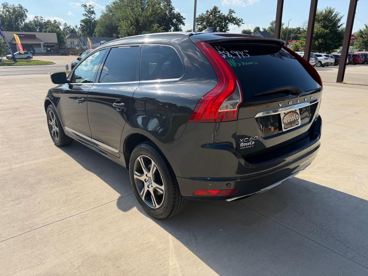 Volvo XC60 2015.5 AWD 4dr T6 Platinum 2015