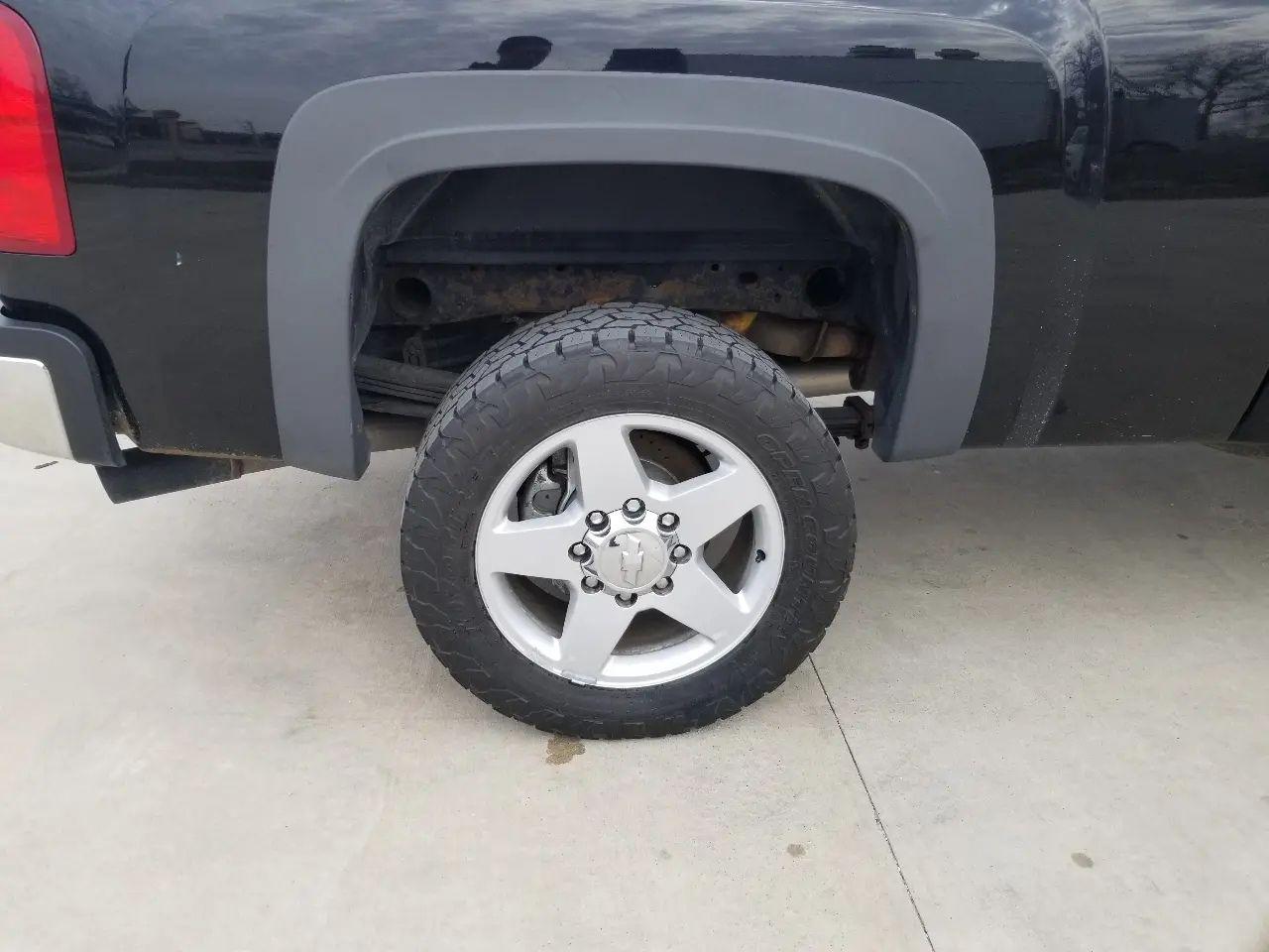 Chevrolet Silverado 2500HD 4WD Ext Cab 144.2" LTZ 2012