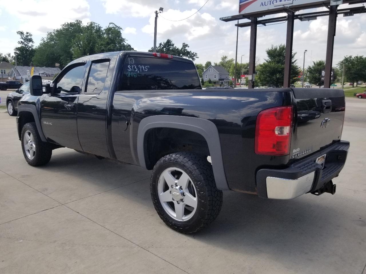 Chevrolet Silverado 2500HD 4WD Ext Cab 144.2" LTZ 2012