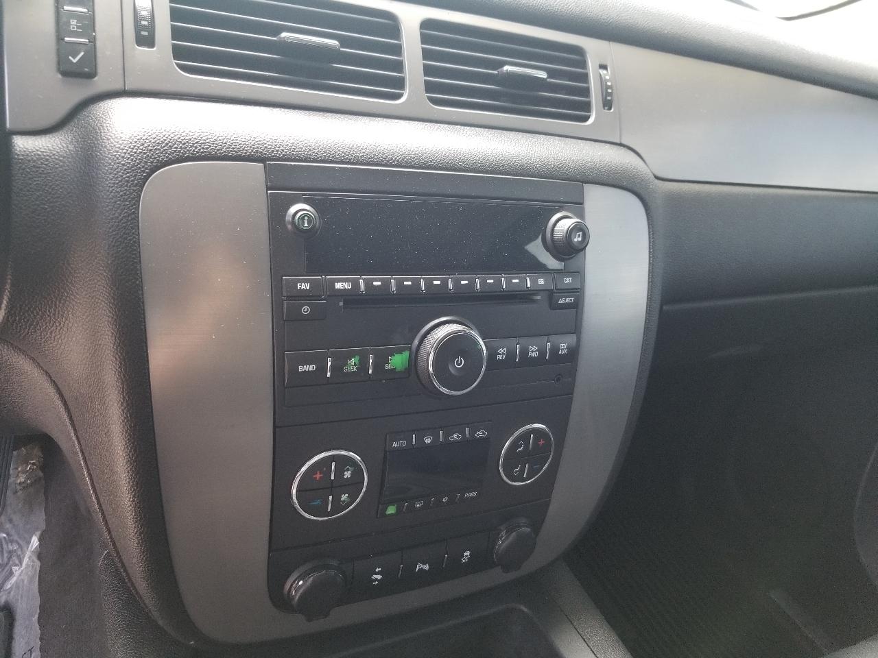 Chevrolet Silverado 2500HD 4WD Ext Cab 144.2" LTZ 2012