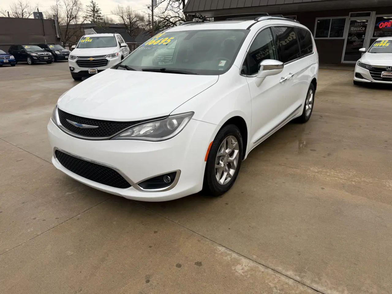 Chrysler Pacifica Limited FWD 2018